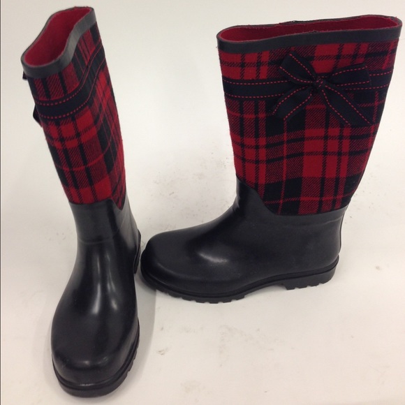 Red and black plaid rain boot