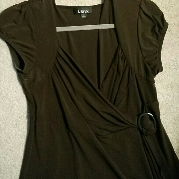 Top - Picture 2 of 3