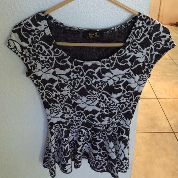 Black and white flower peplum