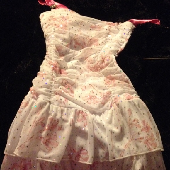 Semi dress only worn once