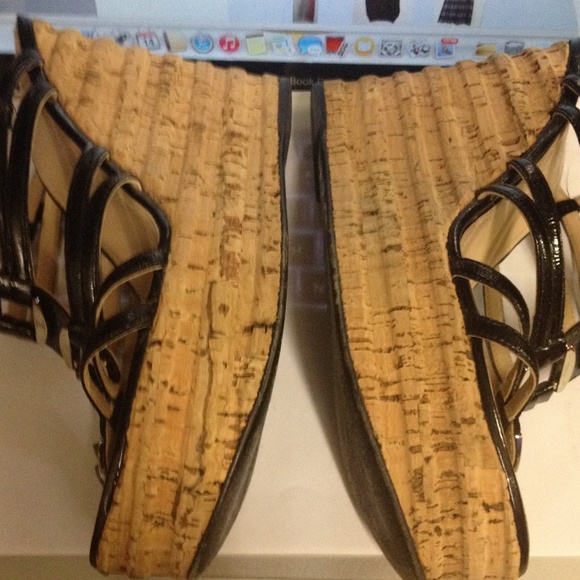 Chanel wedge sandal platform. - Picture 3 of 4