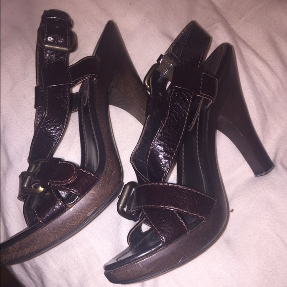 Authentic Fendi Sandals - Picture 3 of 4