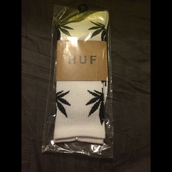 Black w/ white huf socks (reserved )