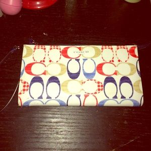 💯 AUTHENTIC Coach Wallet/Wristlet!