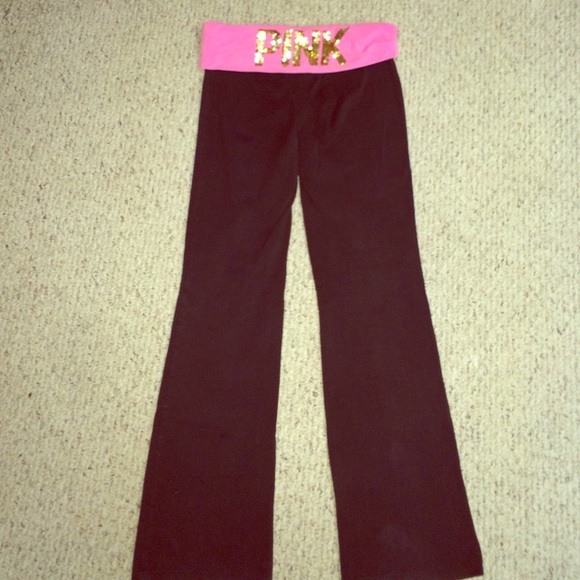 🚫🚫SOLD LOCALLY🚫🚫Victoria's Secret bling yoga