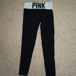 🚫🚫SOLD ON MERC🅰RI🚫🚫VS yoga leggings!