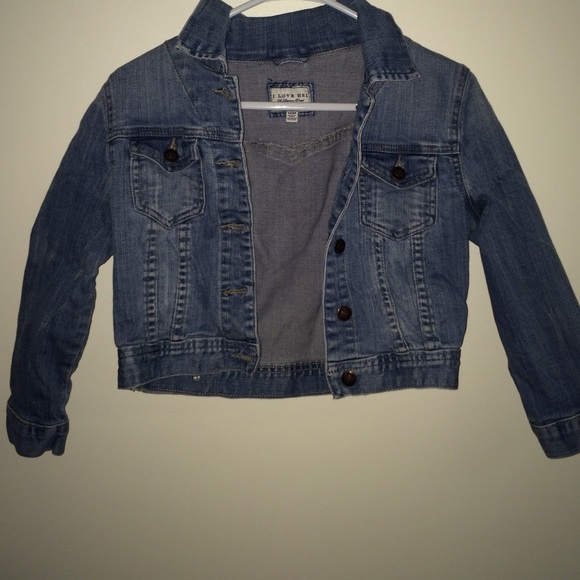 🚫🚫SOLD LOCALLY🚫🚫Forever21 crop Jean jacket!