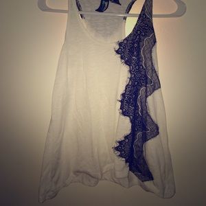🚫🚫SOLD LOCALLY🚫🚫 Cream and black lace tank