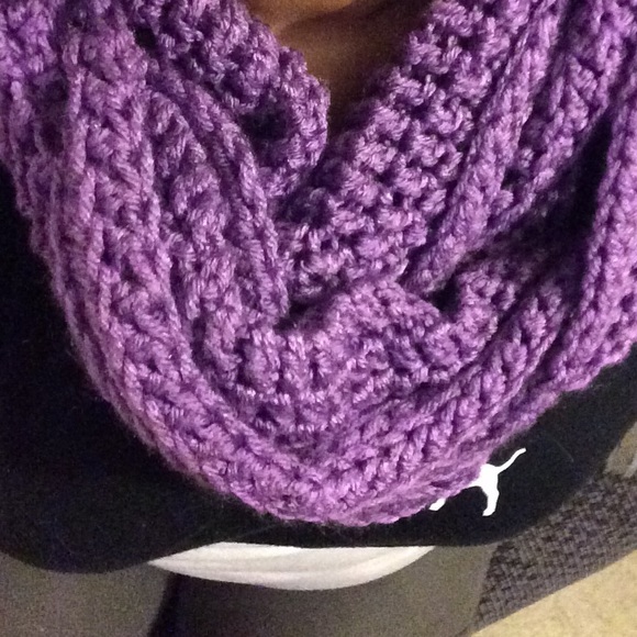 Infinity scarf