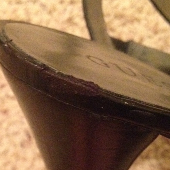 GUESS black leather strappy heels - Picture 3 of 4