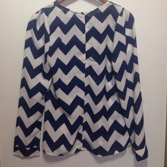 Sold🚫 - Picture 3 of 3