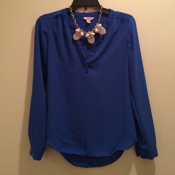 Long sleeved lightweight blouse