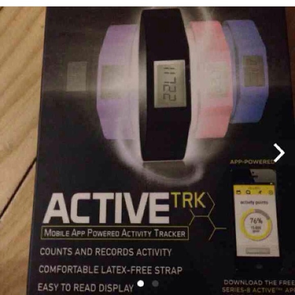 Active tracker band