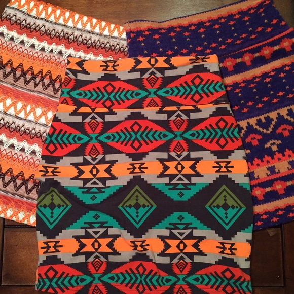 **BUNDLES** 🐅 Aztec print skirt bundles 🐅