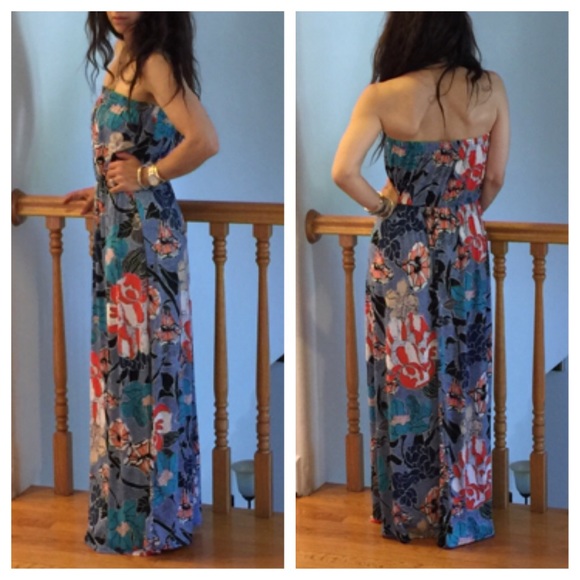 Tube chic dress ONE HOUR SALE - Picture 3 of 3