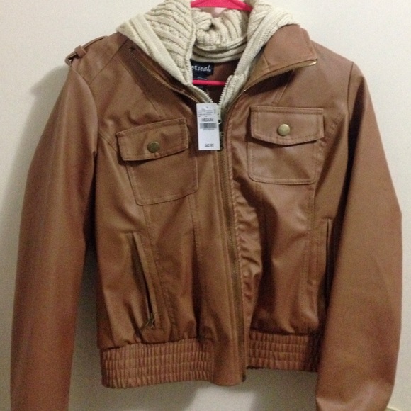 Tan jacket - Picture 1 of 1