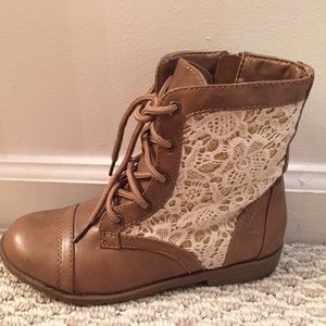 Stylish flat booties!!