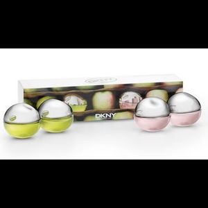 DKNY Be Delicious perfume set