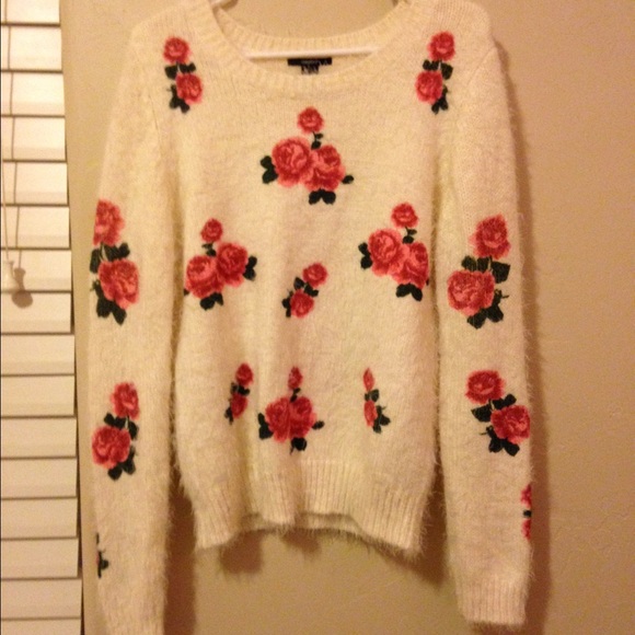 Forever 21 Rose Sweater