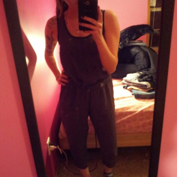 *REDUCED* ROMPER - Picture 2 of 3