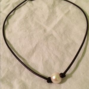 handmade freshwater pearl leather necklace