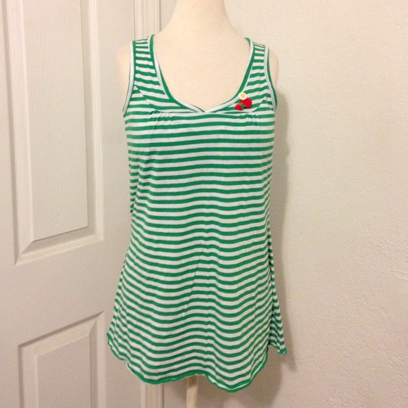 Tops - Kawaii Striped Top!