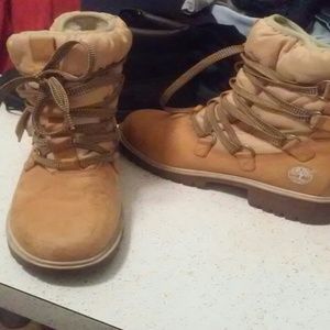 Timberland snow boots