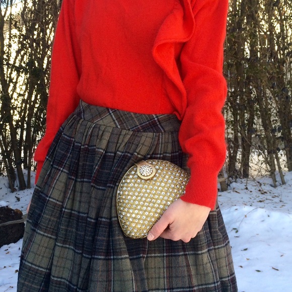 Handbags - TAN vintage gold clutch with sequins