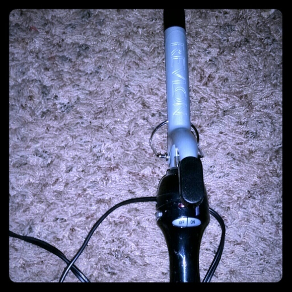 Revlon curling iron .