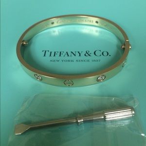 Fashion Love Screwdriver Bracelet