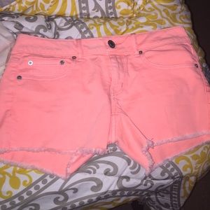 pink American eagle shorts