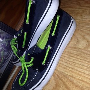 Blue Fin boat shoes