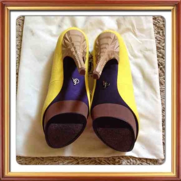 RACHEL ROY heels - Picture 3 of 4