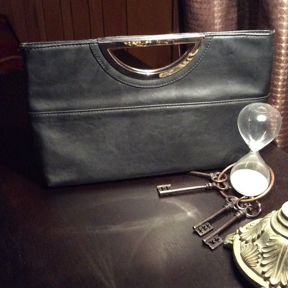 A black clutch