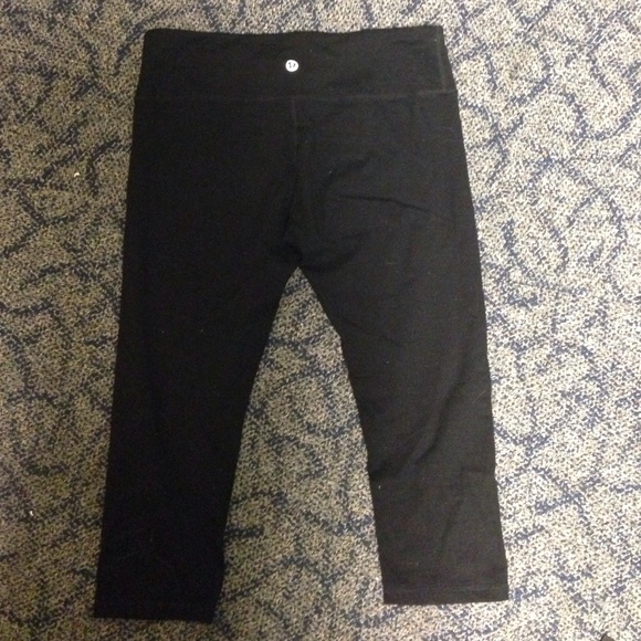 Size 6 lululemon leggings