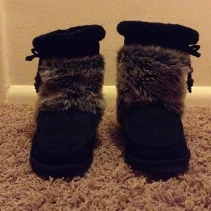 Black furry boots