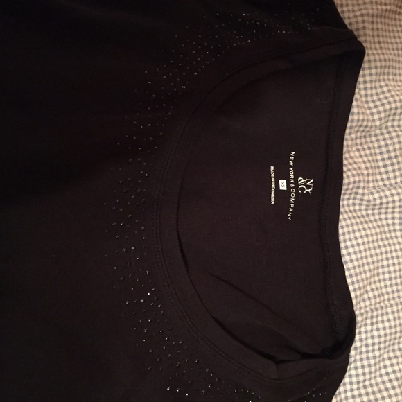 Black Tee - Picture 2 of 3