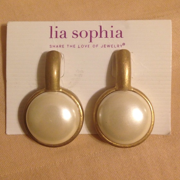Lia Sophia earrings