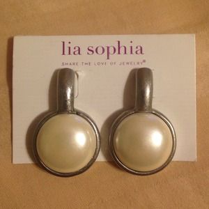 Lia Sophia earrings