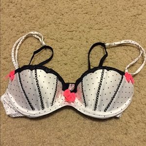 Bundle for @rosalinav