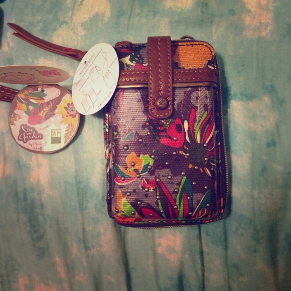 Sakroots Artist Circle Smartphone Wristlet