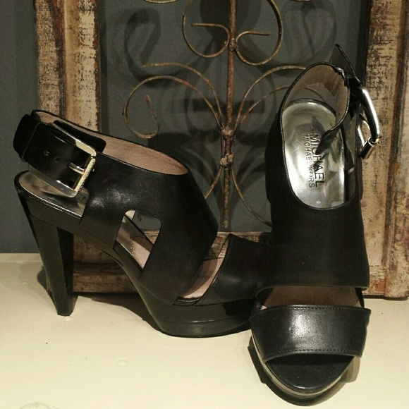 Michael kors black heels
