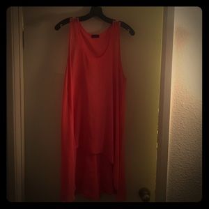 2 high low sheer tanks bundled