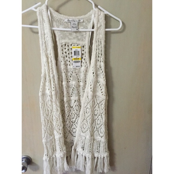 Crochet sweater vest with fringe