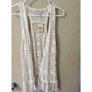 Crochet sweater vest with fringe