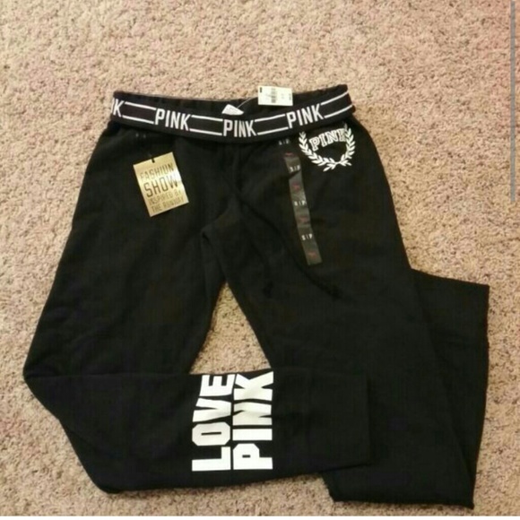 Flash sale!! Nwt VS PINK gym pant