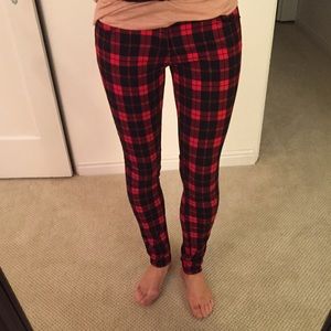 Forever 21 red plaid pant