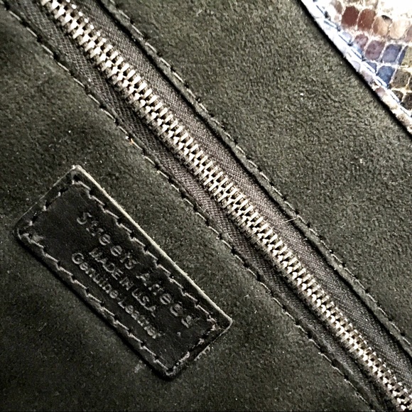 Blue Python Envelope Clutch - Picture 2 of 4