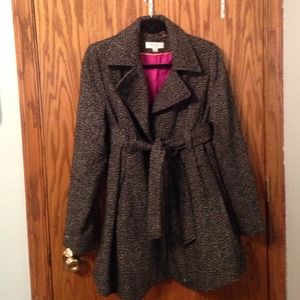 Maternity winter peacoat