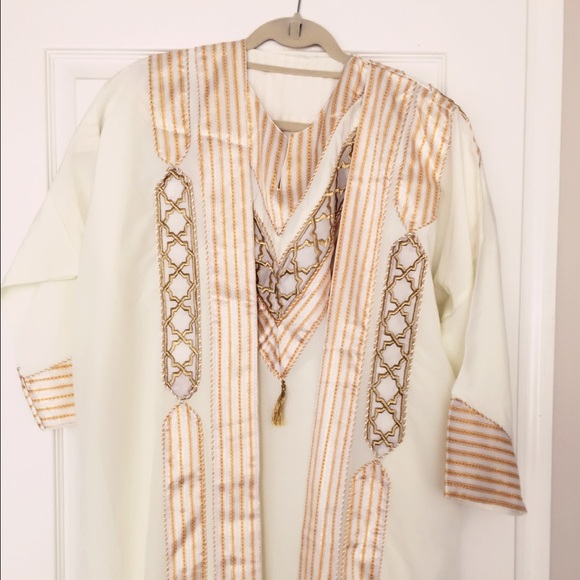 Middle East Oriental Abaya.